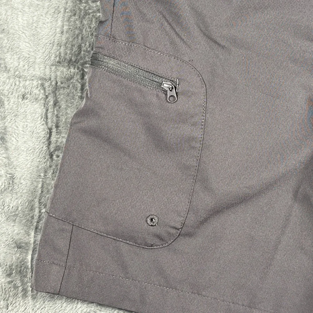 Magellan Outdoors Fish Gear Shorts Mens 32 Gray Utility Pocket Water Repellent